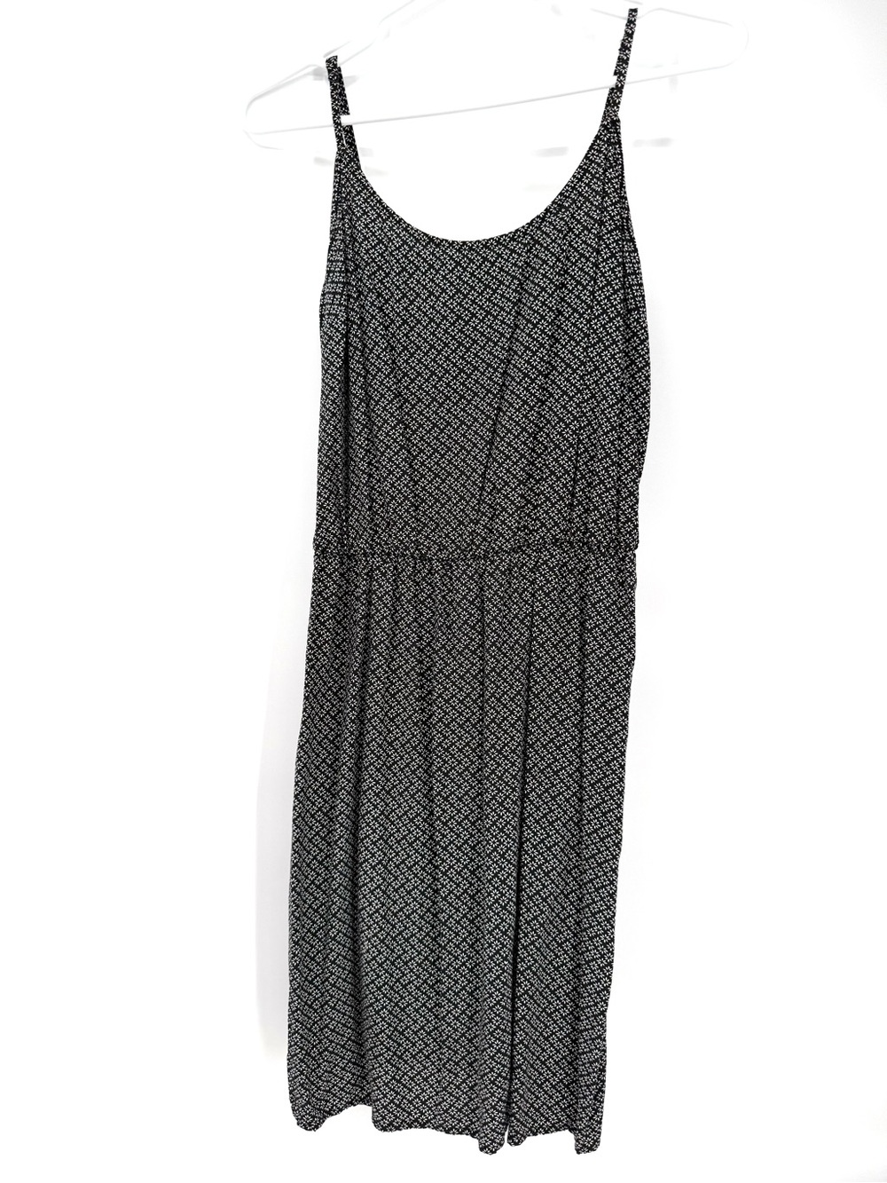 Old Navy Black & White Geometric Maxi Dress